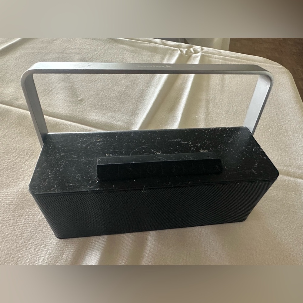 Portable Black Bluetooth Speaker